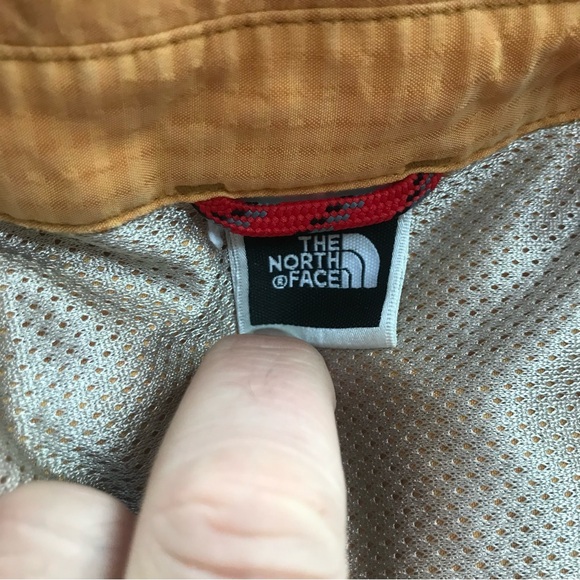 Lot of 2 - Marmot & North Face Mens Shirt size M - Picture 8 of 13